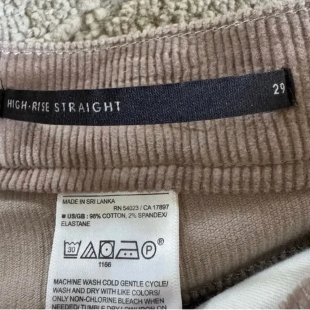 Banana Republic High Rise Straight Corduroy Pant- 29 NWT - Picture 3 of 10